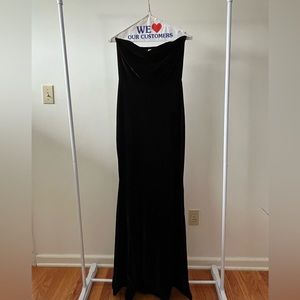 Velour Strapless Black Gown Sz M